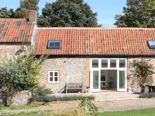 Mount Farm Barn Bed And Breakfast 7