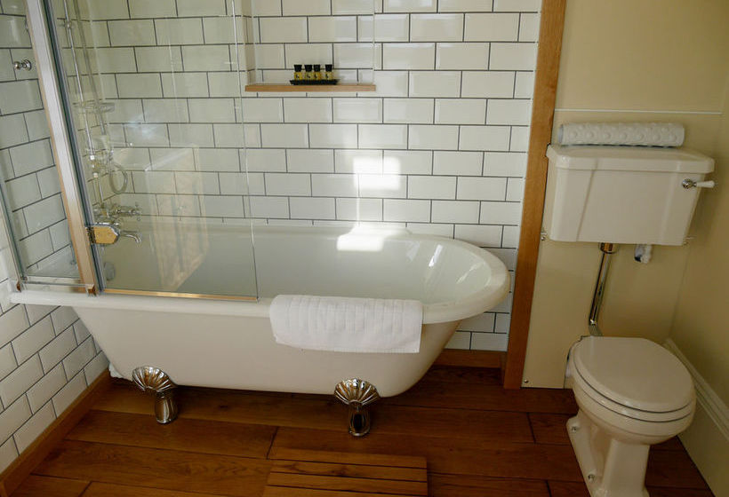 The White Hart Hotel & Restaurant