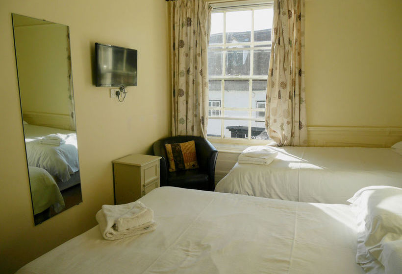 The White Hart Hotel & Restaurant 18