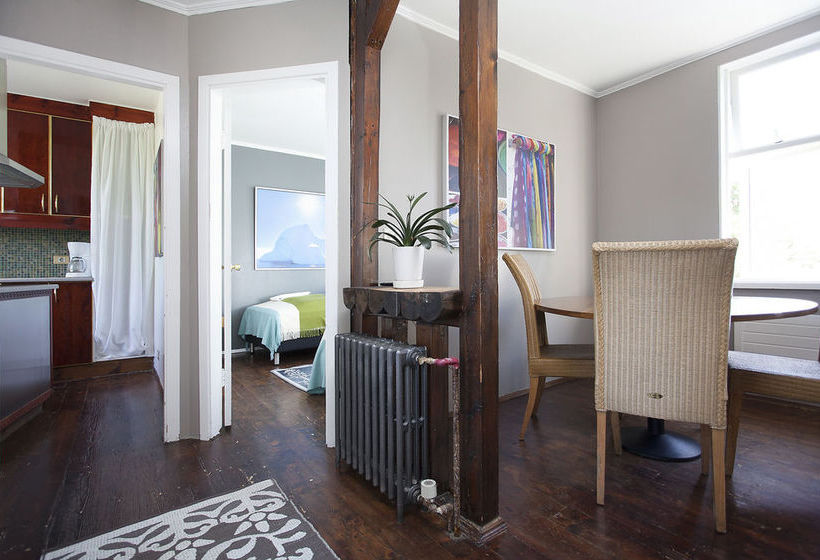 Thomsen Apartments 20