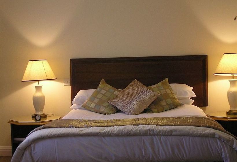 Hotel The Inn With The Well 10