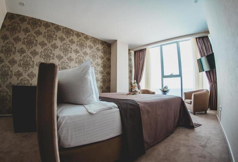 Portofino Hotel Beach Resort 6