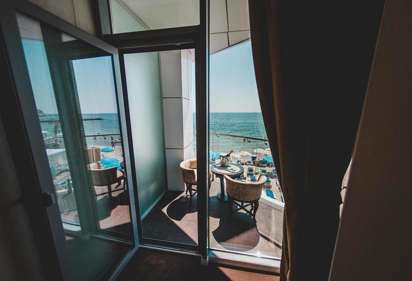 Portofino Hotel Beach Resort 7