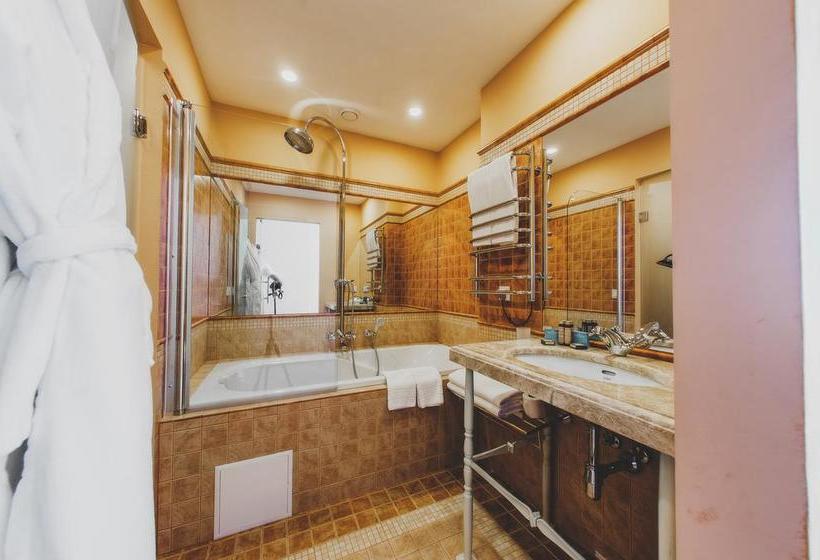 Portofino Hotel Beach Resort 8