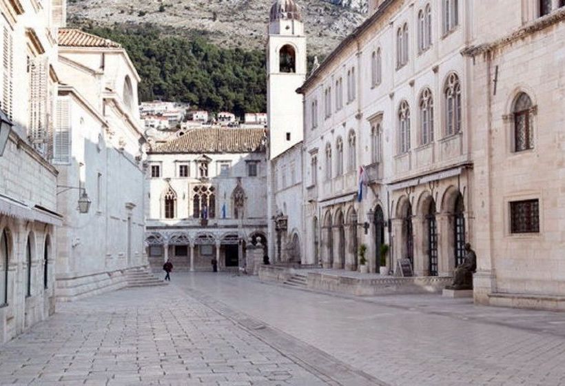 Pension Rooms Eden Old Town