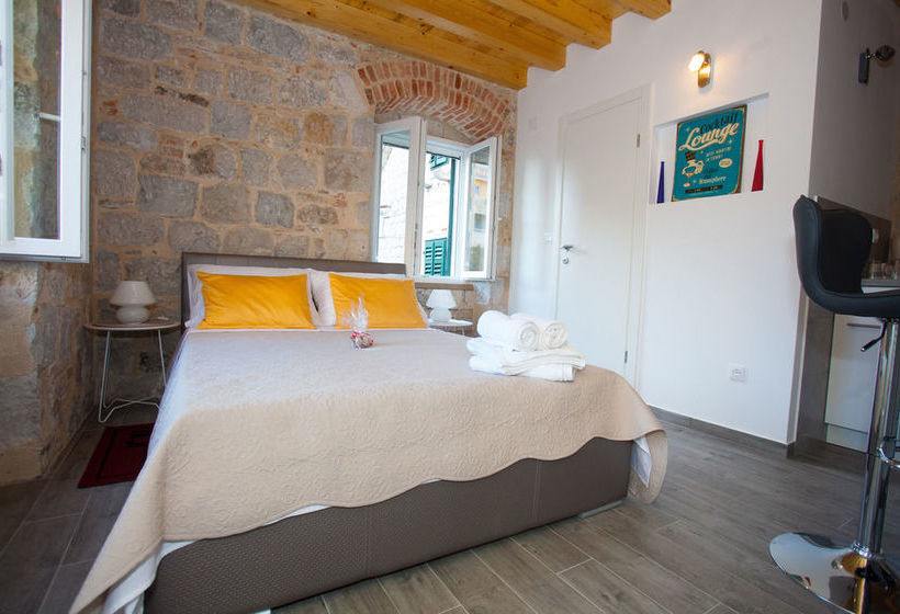 Pension Guesthouse Pjaceta