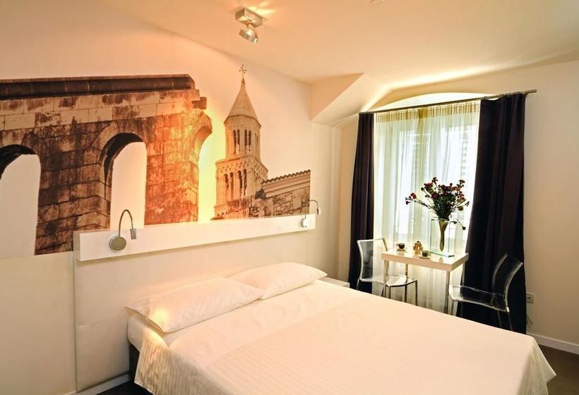 Bed and Breakfast La Porta Luxury Rooms 10