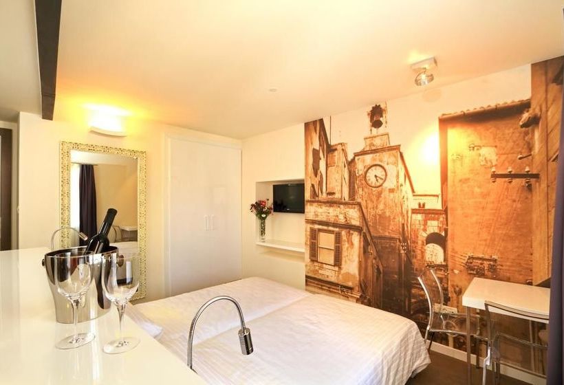 Bed and Breakfast La Porta Luxury Rooms 5