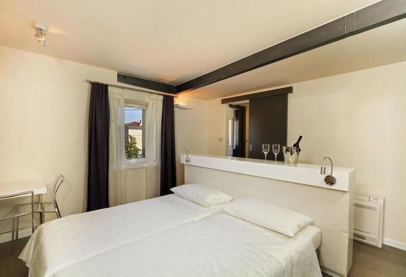 Bed and Breakfast La Porta Luxury Rooms 7