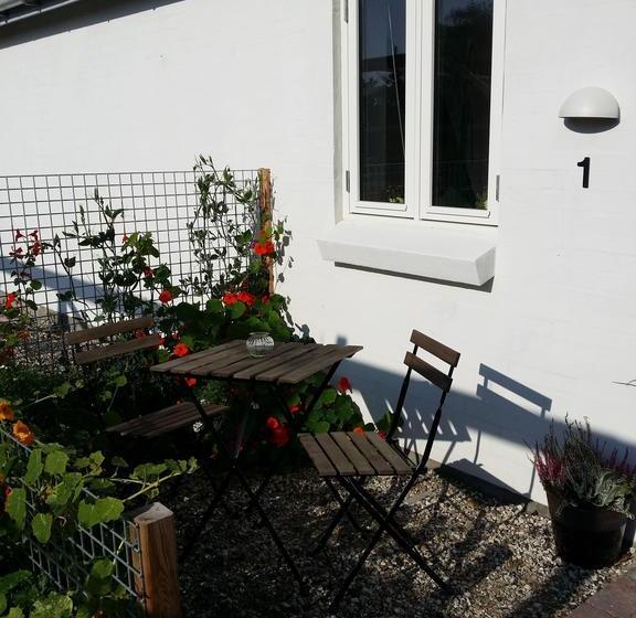 Bed and Breakfast EngholmBB 15