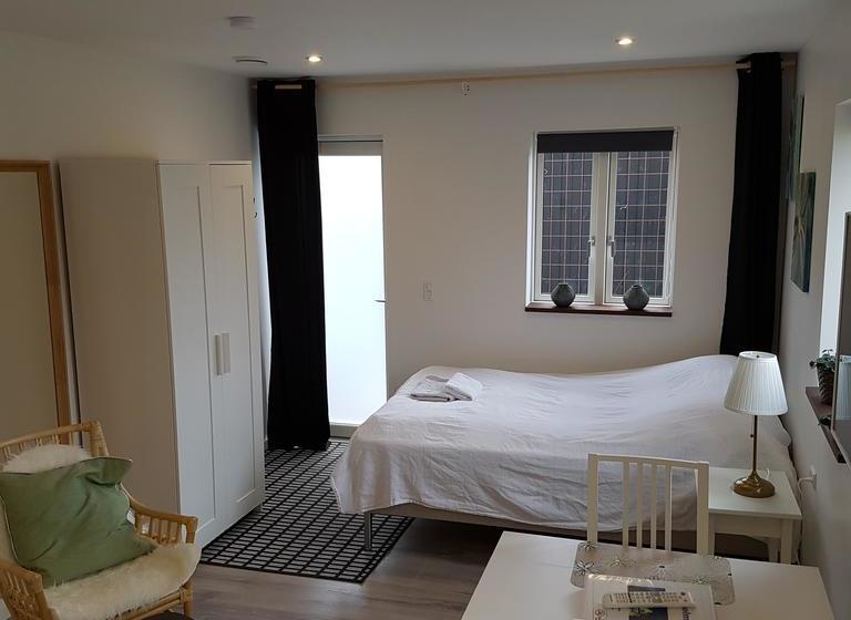 Bed and Breakfast EngholmBB 20