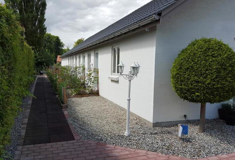 Bed and Breakfast EngholmBB 4