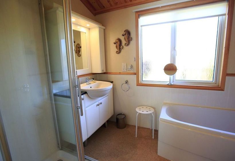 Country Retreat Surrey Hills