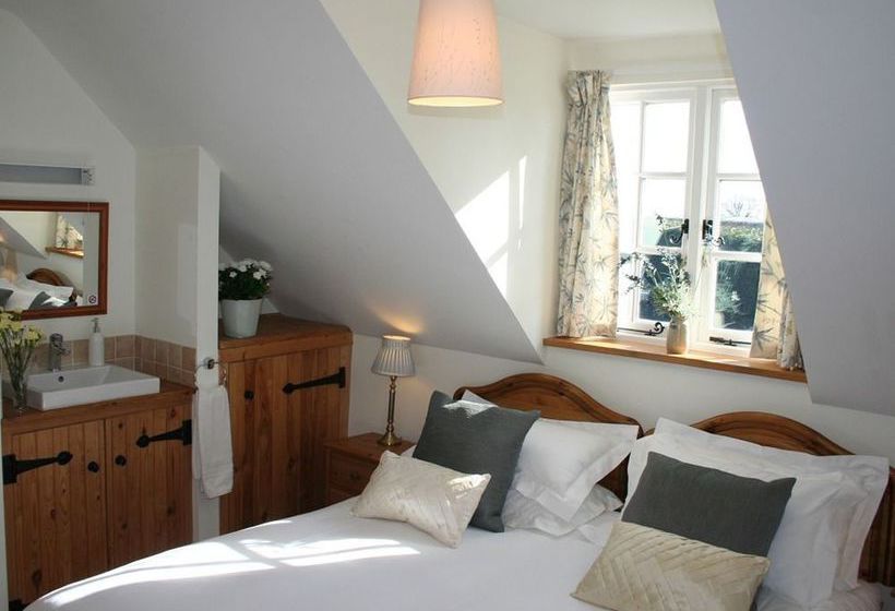 Bed and Breakfast Latchetts Cottage 1