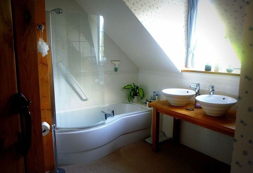 Bed and Breakfast Latchetts Cottage 3