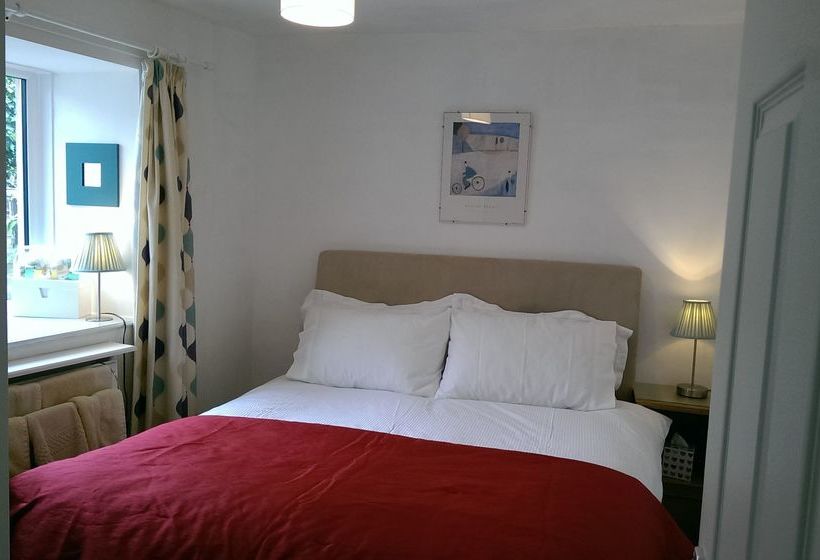 Castlefield Cottage In Central Cupar