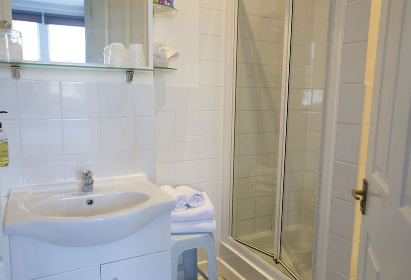 Pension (Hôtel basse catégorie) Rosemead Guest House