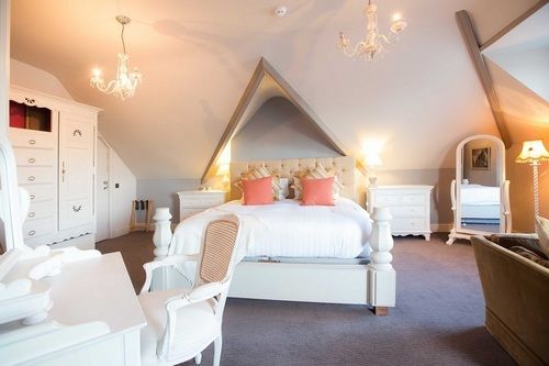 Ox Hotel Bar & Grill 3