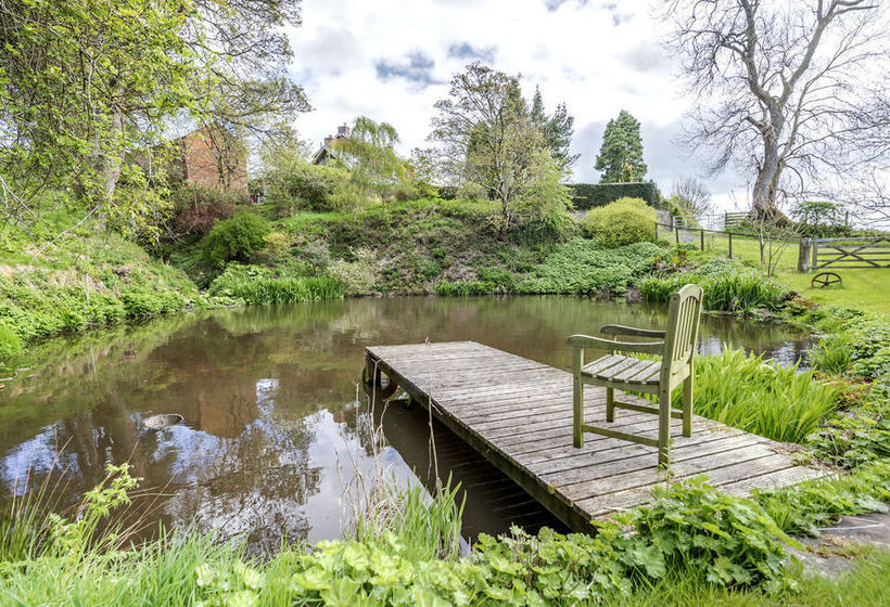 Bed and Breakfast Cwmllechwedd Fawr 2