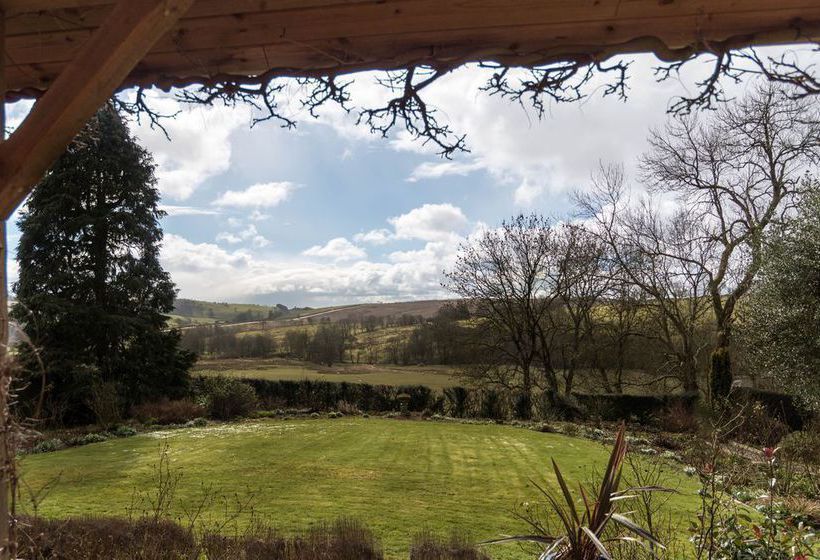 Bed and Breakfast Cwmllechwedd Fawr 8