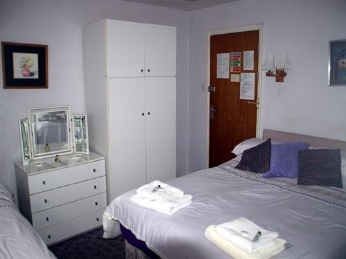 Bed and Breakfast Penkerris 10