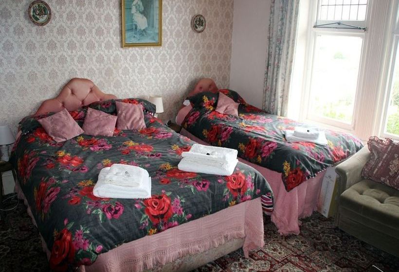 Bed and Breakfast Penkerris 5