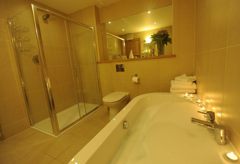 Bed and Breakfast Craigmhor Lodge & Courtyard