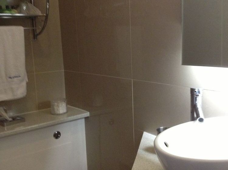 Pension (Hôtel basse catégorie) The Esplanade 10