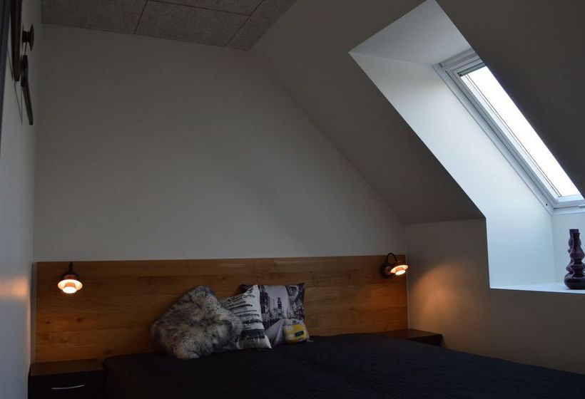 Bed & Breakfast Femhøj 7