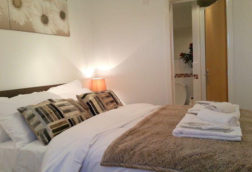 The Luxurious Riverside Peymans 1