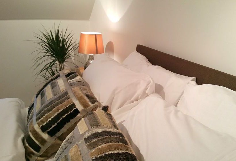 The Luxurious Riverside Peymans 2