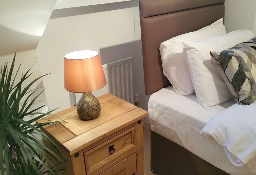 The Luxurious Riverside Peymans 3