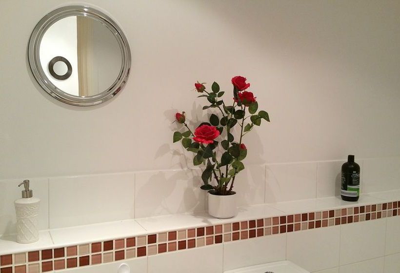 The Luxurious Riverside Peymans 5