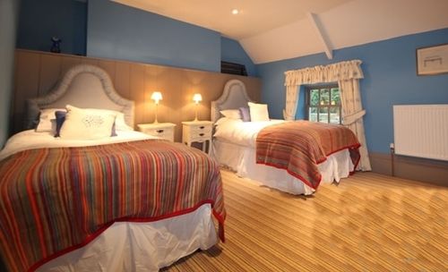 Woundales Farmhouse Bed And Breakfast 1