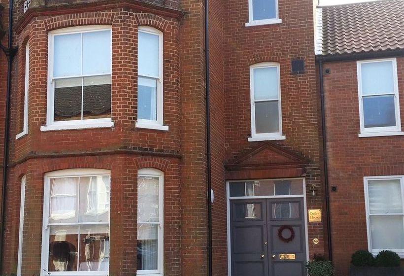 Bed and Breakfast Ogilvy House 13