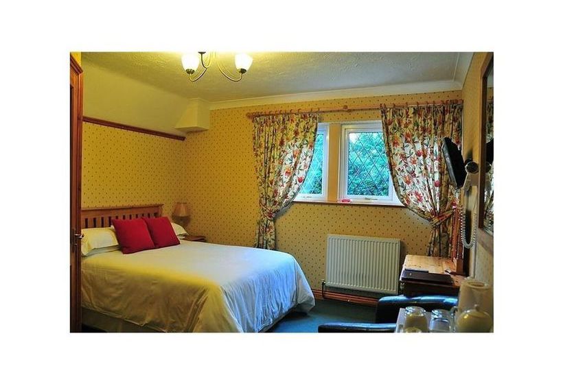 Bed and Breakfast Tudor Cottage