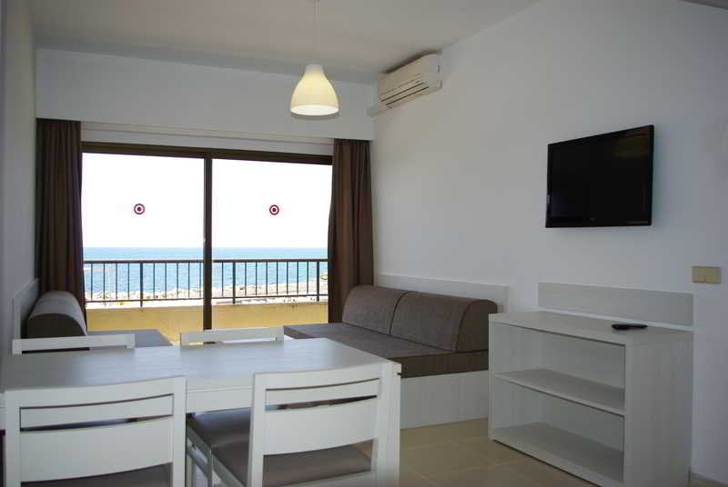 Apartamentos Embat 