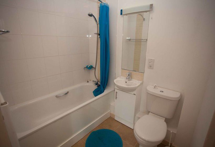 Hotel The Lamb And Flag 12