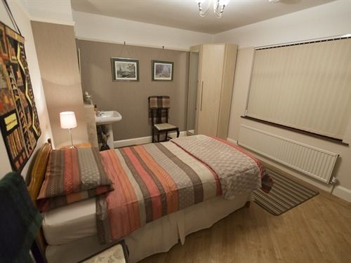 Orchard Side Bed And Breakfast