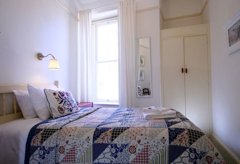 Bed and Breakfast Glencree House 13