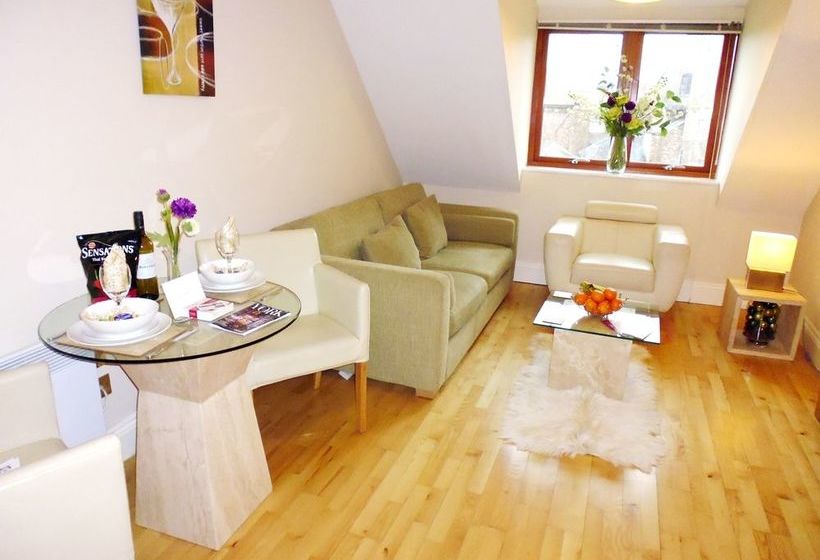 11 Talbot Court Apartment 8