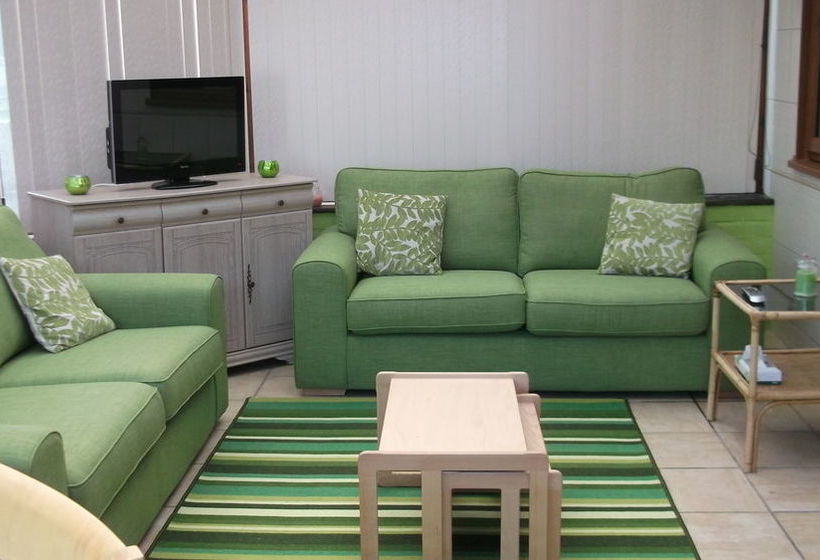 Bed & Breakfast Holly Tree Cottage 1