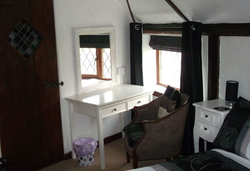 Bed & Breakfast Holly Tree Cottage 10