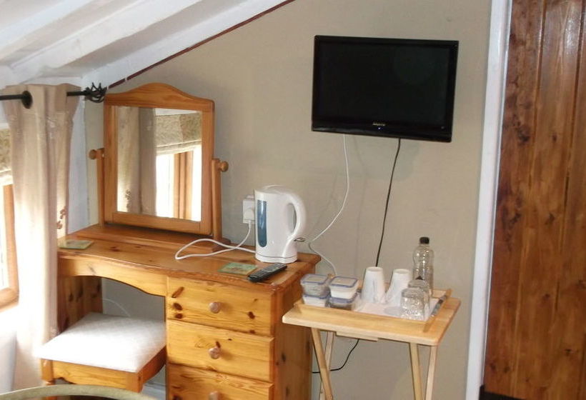 Bed & Breakfast Holly Tree Cottage 6