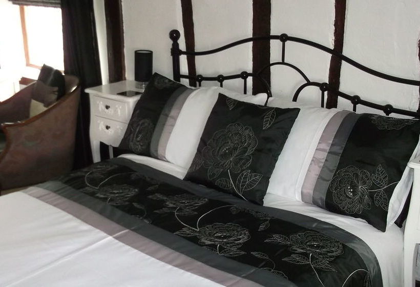 Bed & Breakfast Holly Tree Cottage 9