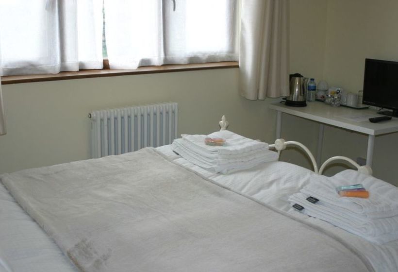 Yew Tree Bed And Breakfast 3