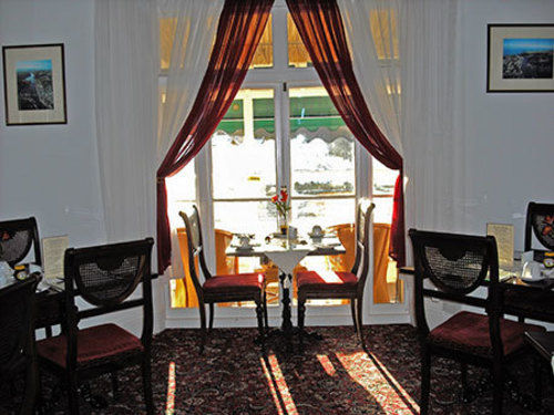 Pensión Dolphin House 11