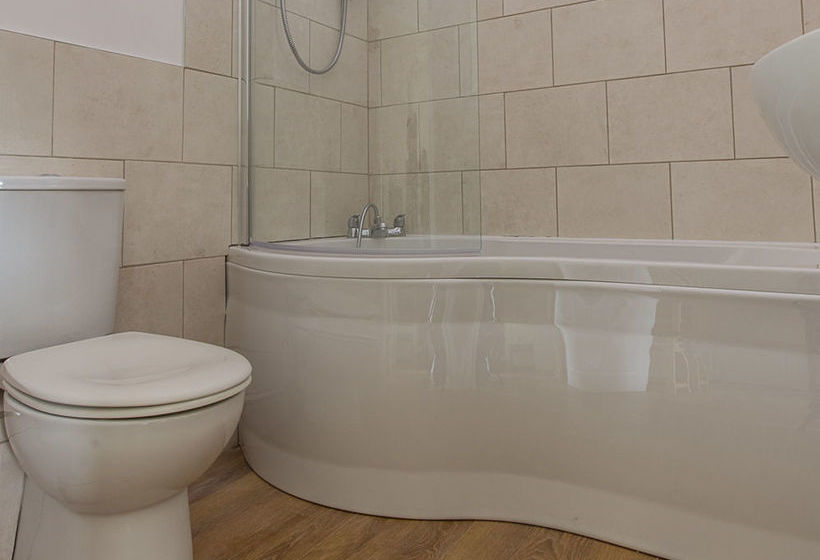 Amberwood Bed And Breakfast 13