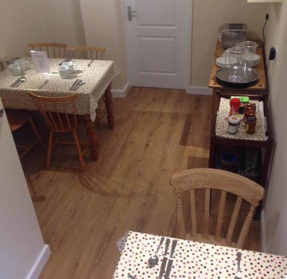 Amberwood Bed And Breakfast 2