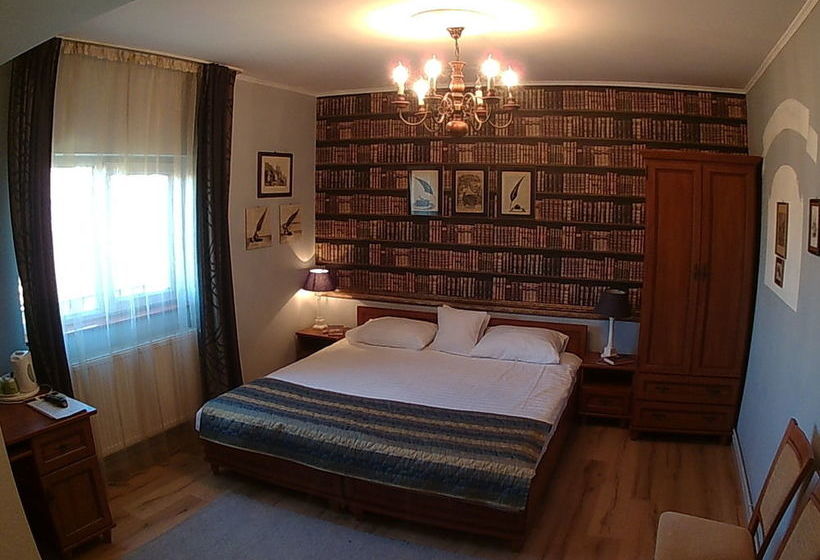 Hotel Vila Fortuna Art O Clock